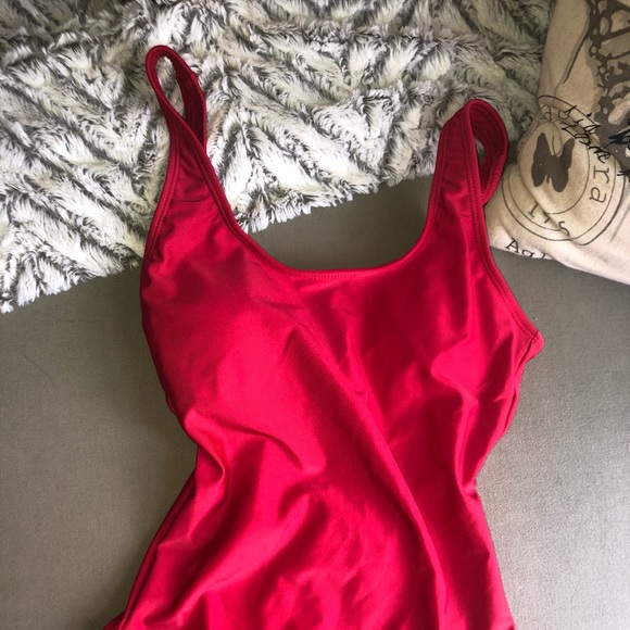 Classic red one piece bathing suit - Picture 2 of 4